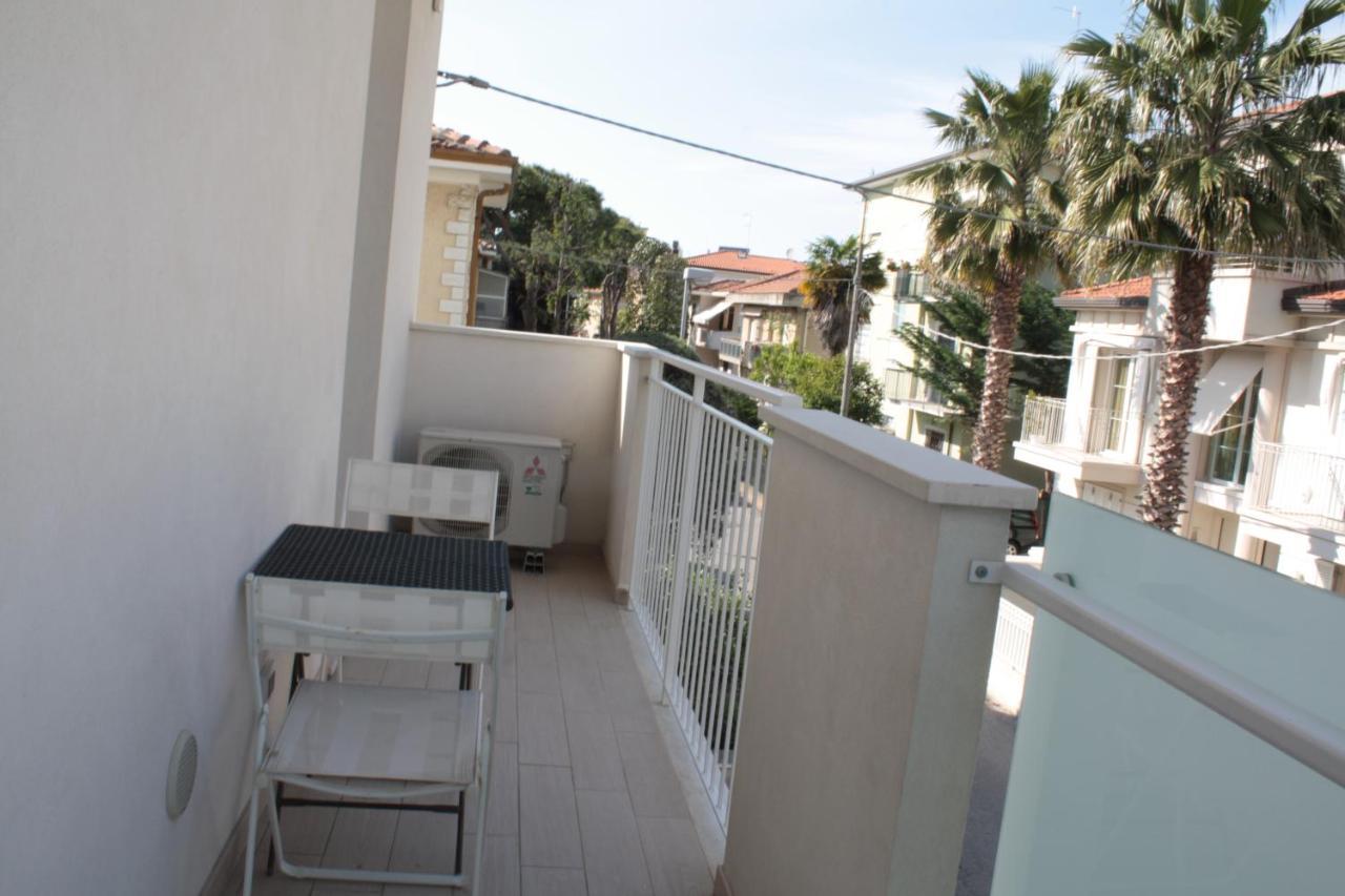 רימיני Casa Vacanze Aurora Centro מראה חיצוני תמונה