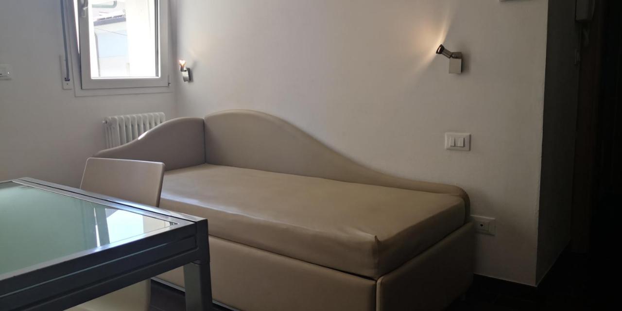 רימיני Casa Vacanze Aurora Centro מראה חיצוני תמונה