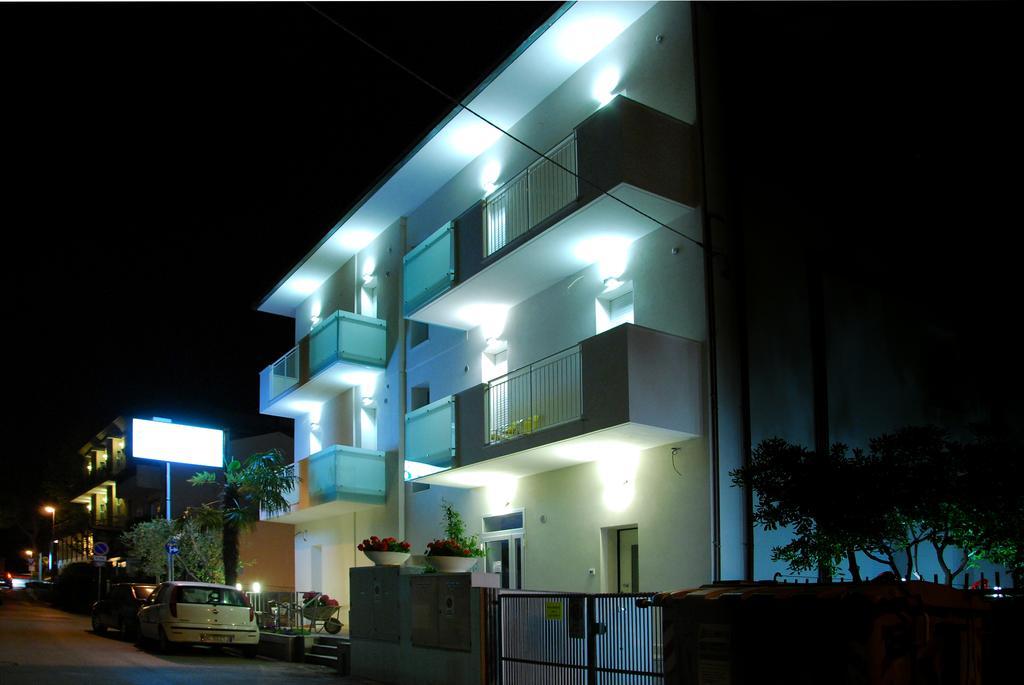 רימיני Casa Vacanze Aurora Centro מראה חיצוני תמונה